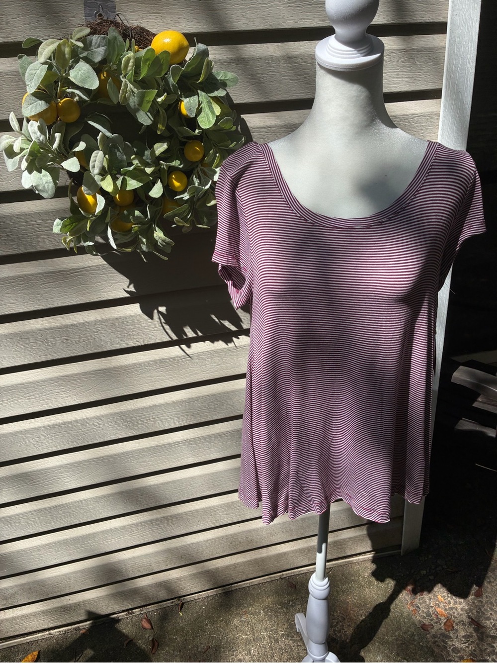 Striped Scoop Neck Women's Top in Mauve